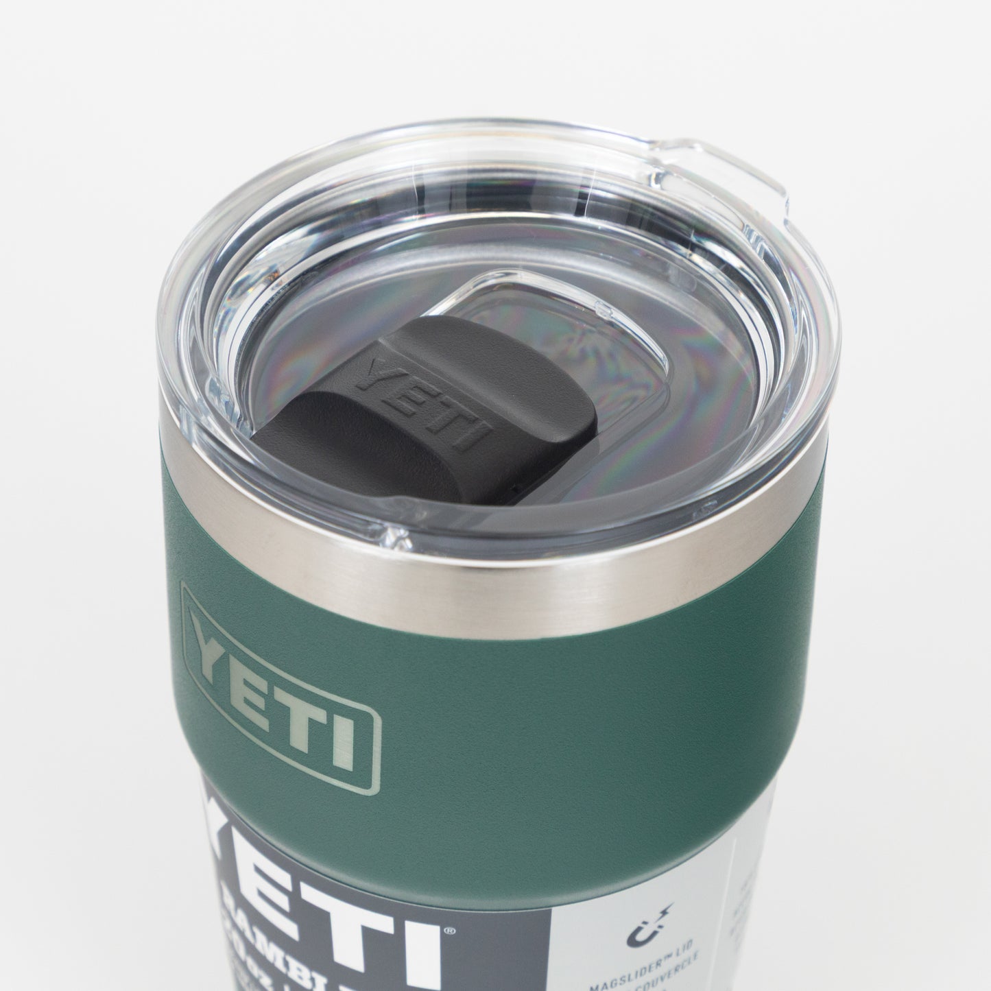 YETI Rambler 20 oz (591 ml) Stackable Cup in Black Forest Green