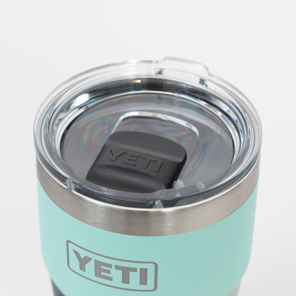 YETI Rambler 20 oz (591 ml) Stackable Cup in Seafoam
