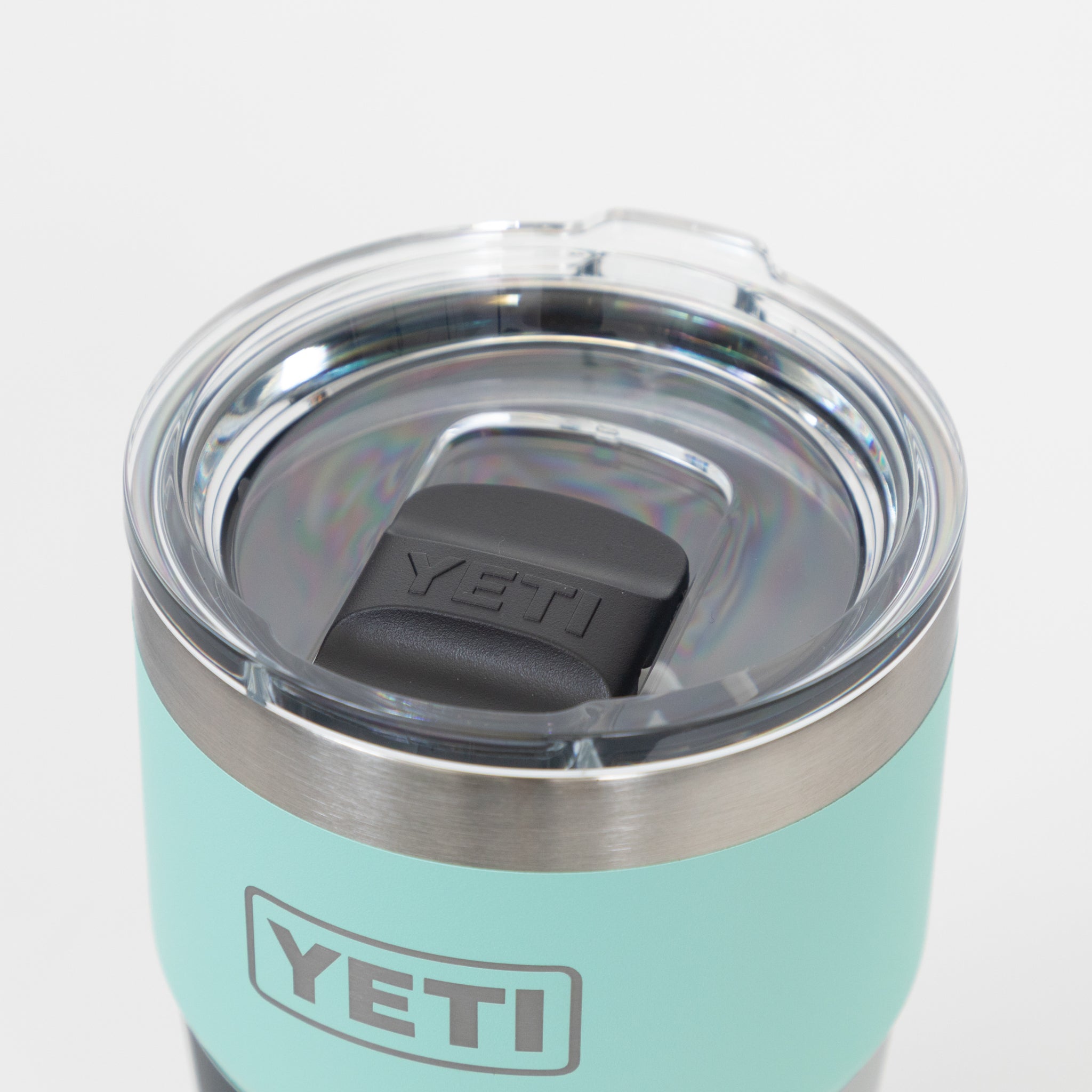 YETI Rambler 20 oz (591 ml) Stackable Cup in Seafoam