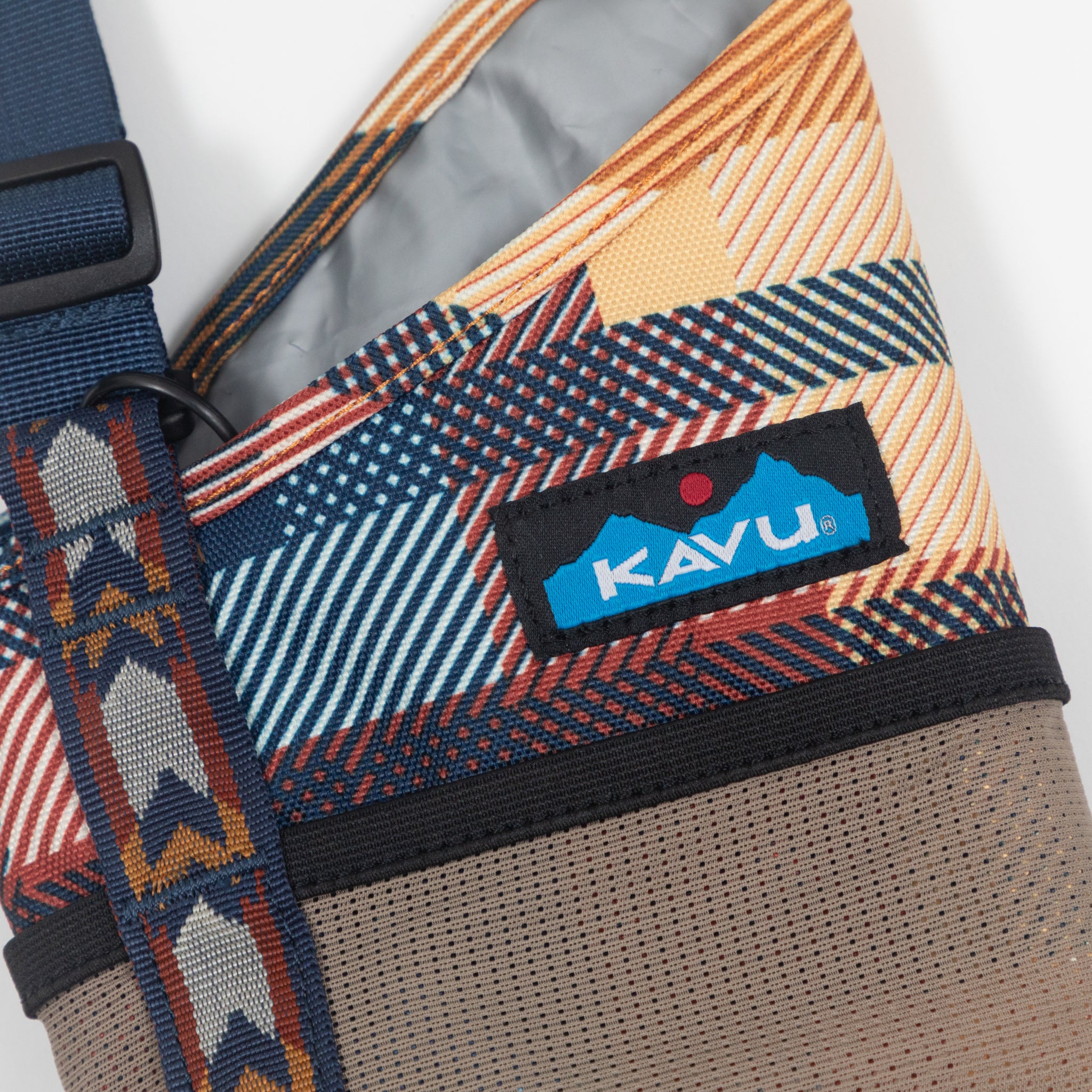 KAVU Sip Sling Drink Holder in CABIN PLAID