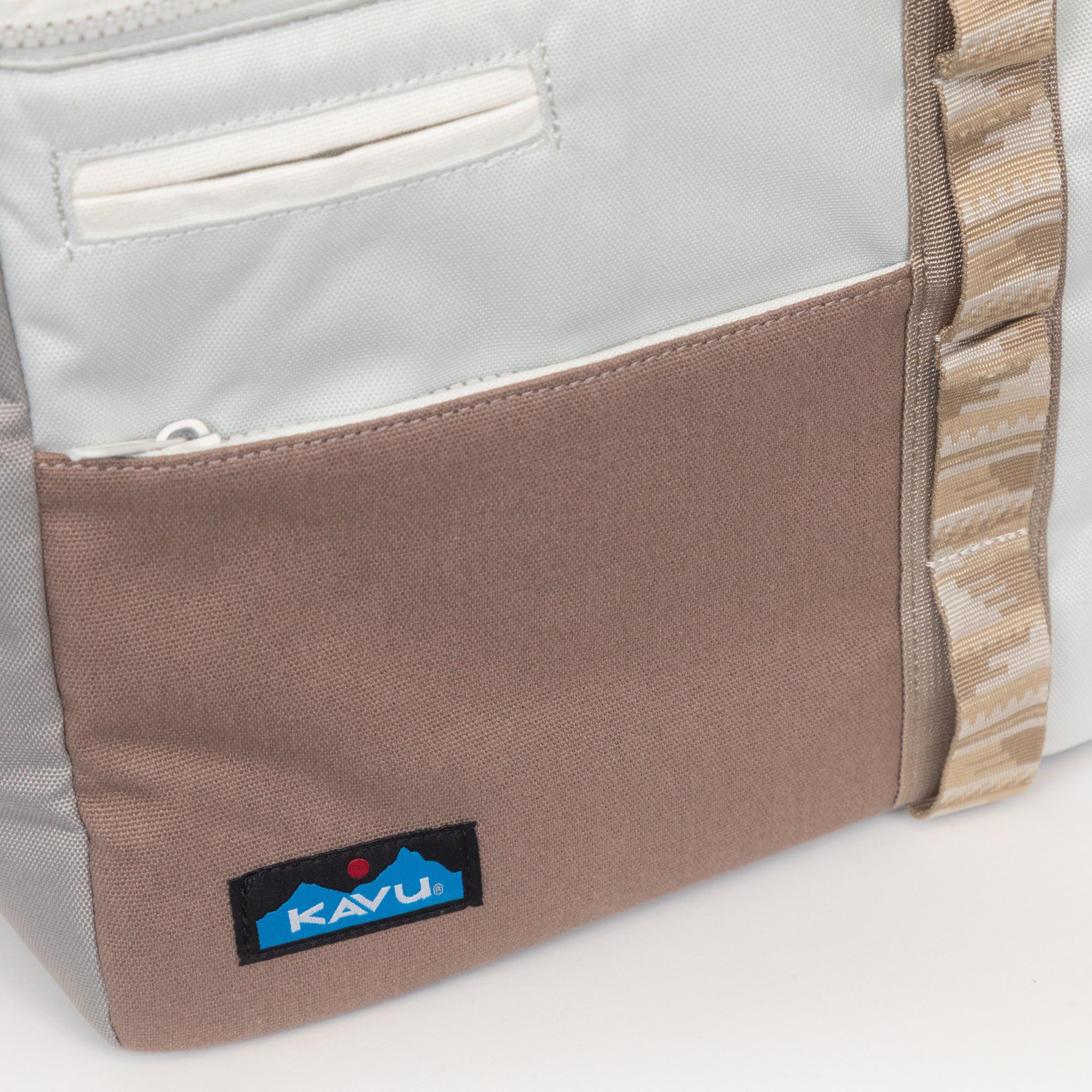 KAVU Snack Sack Cooler Bag in PEBBLESTONE BEIGE