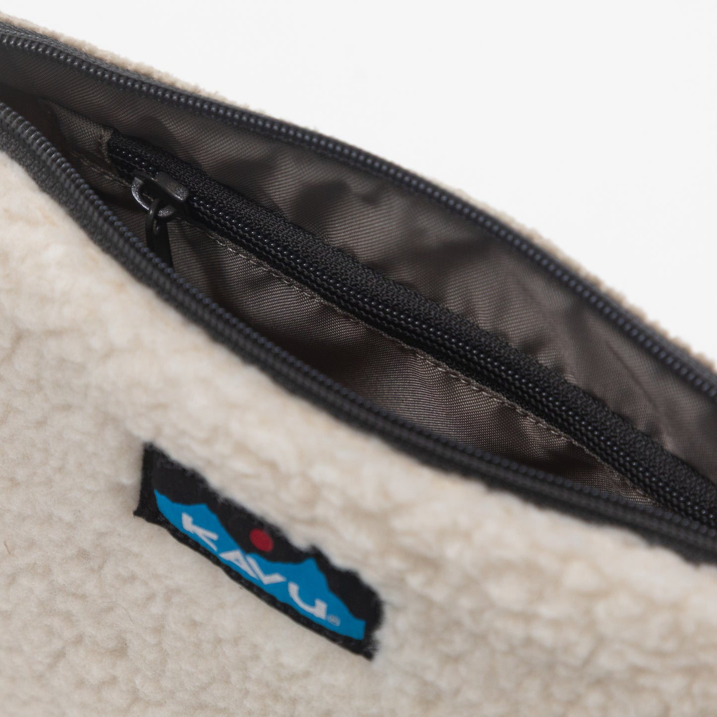 KAVU So Snuggy Sherpa Crossbody Bag in CREAM