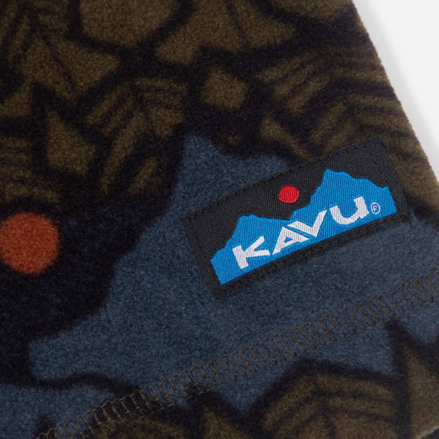 KAVU South Sound Neck Warmer in SASQUATCH NIGHT