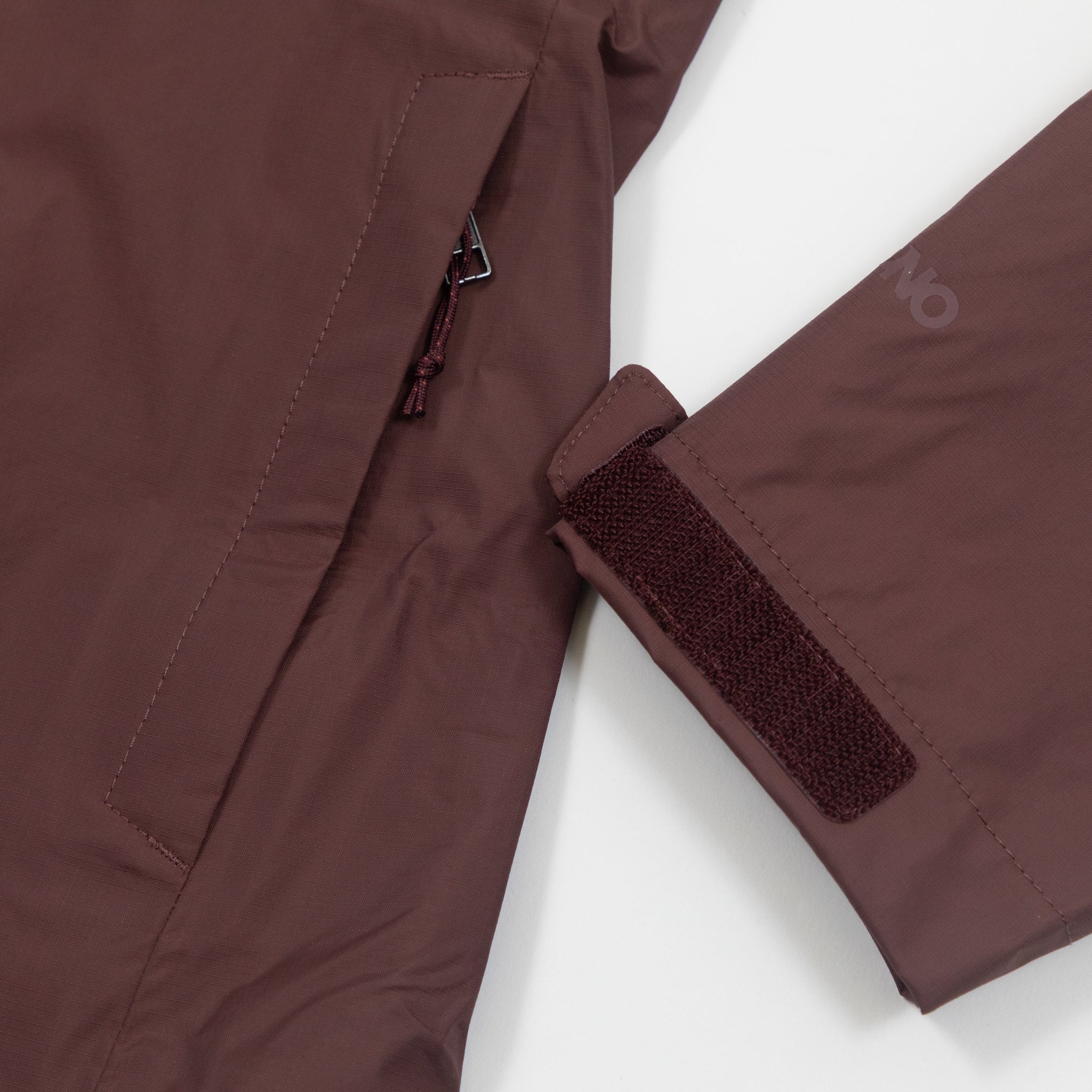 Womens PATAGONIA Torrentshell 3L Rain Jacket in DARK RUBY