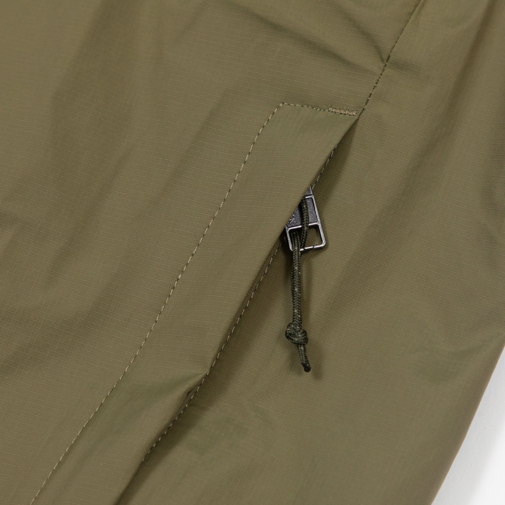 PATAGONIA Torrentshell 3L Rain Jacket in GREEN