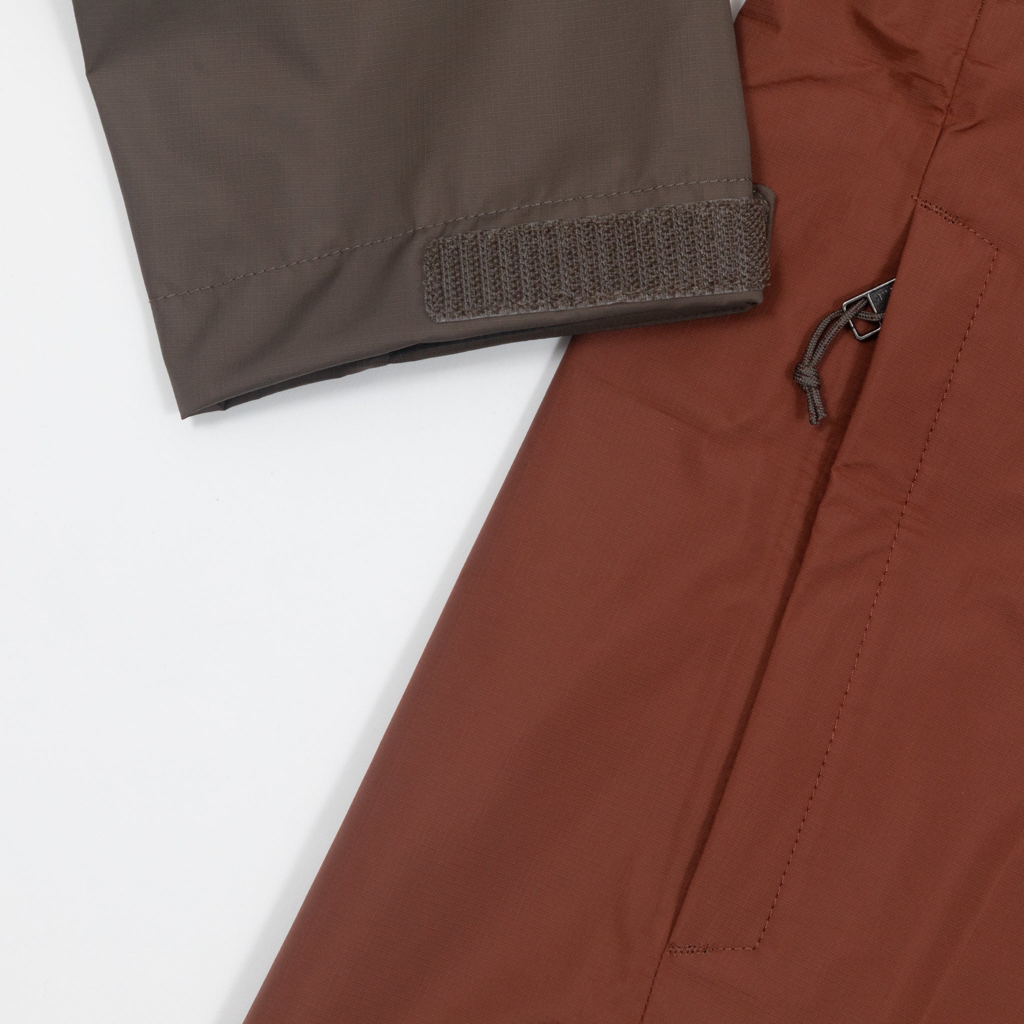 PATAGONIA Torrentshell 3L Rain Jacket in MARLOW BROWN