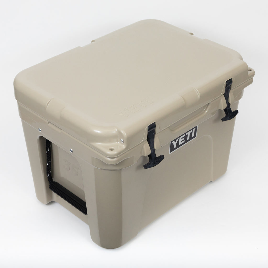 YETI Tundra® 35 Cool Box in Tan
