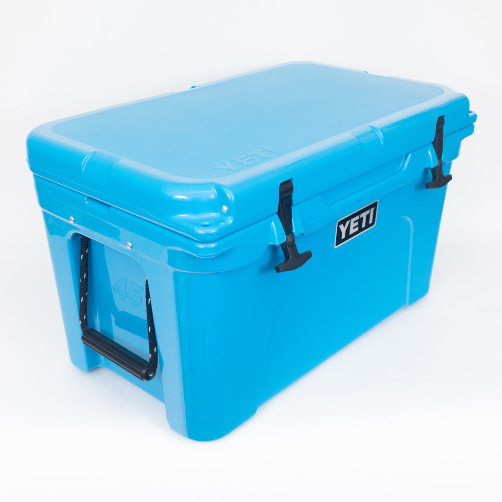 YETI Tundra® 45 Cool Box in Big Wave Blue