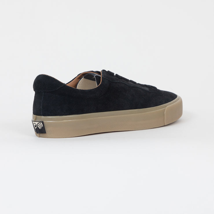 LAST RESORT AB VM001 Suede Skater trainers BLACK & GUM