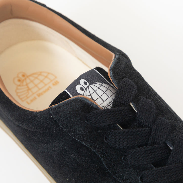 LAST RESORT AB VM001 Suede Skater trainers BLACK & GUM