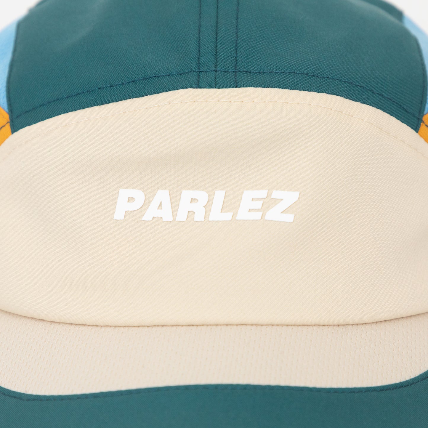 close up branding on parlez venture cap