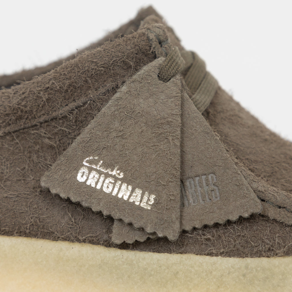 CLARKS ORIGINALS Wallabee Cup Suede Shoes in GREY