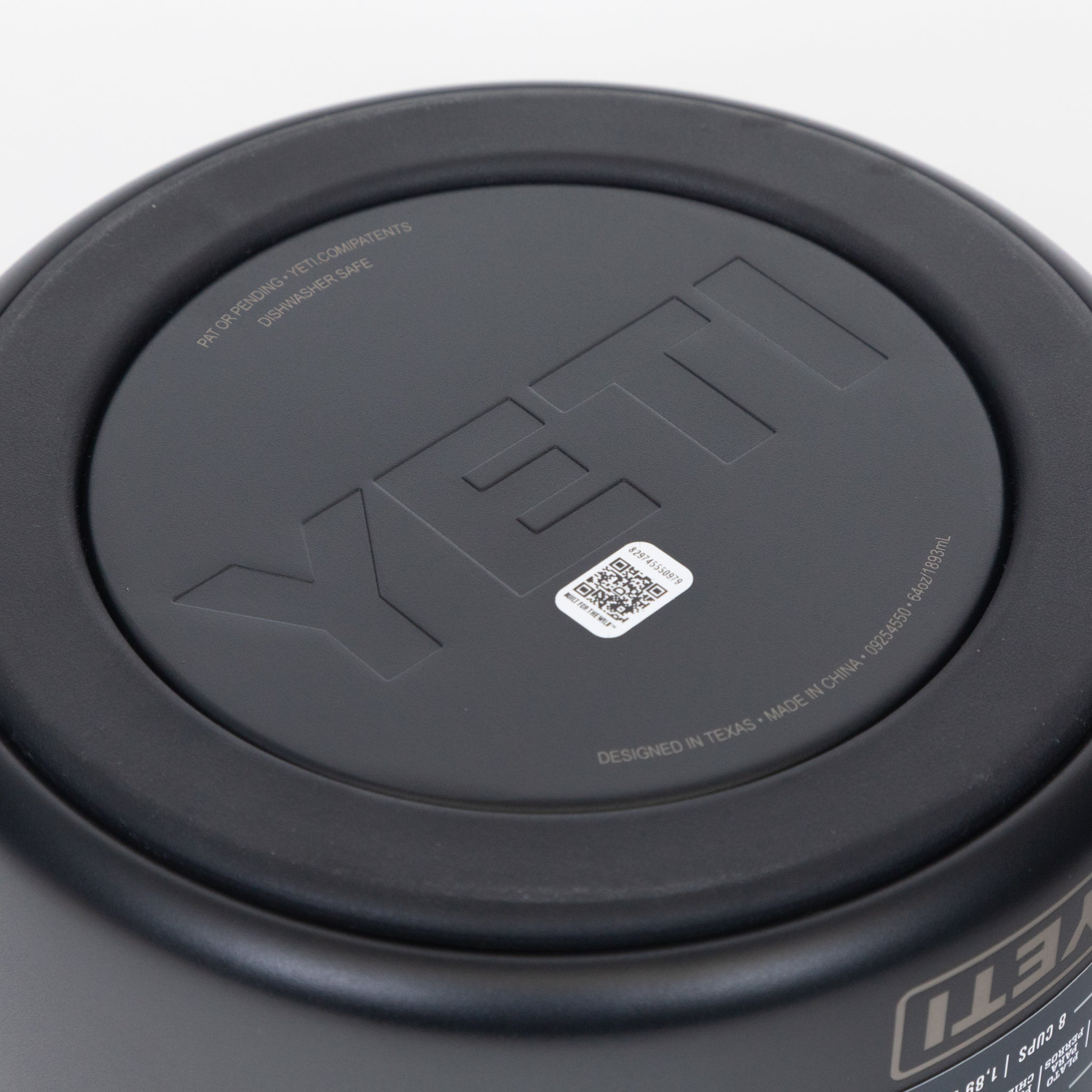 YETI Boomer™ 8 Dog Bowl in BLACK