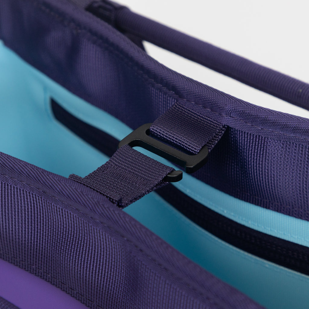 YETI Camino® 20 Carryall Tote Bag PACE PURPLE