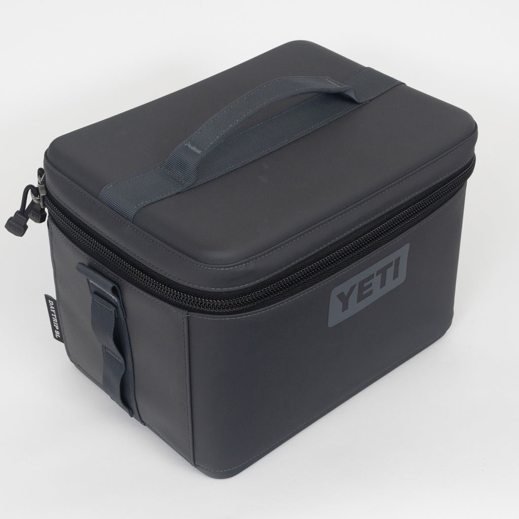 YETI Daytrip 9L Insulated Lunch Bag in Charcoal