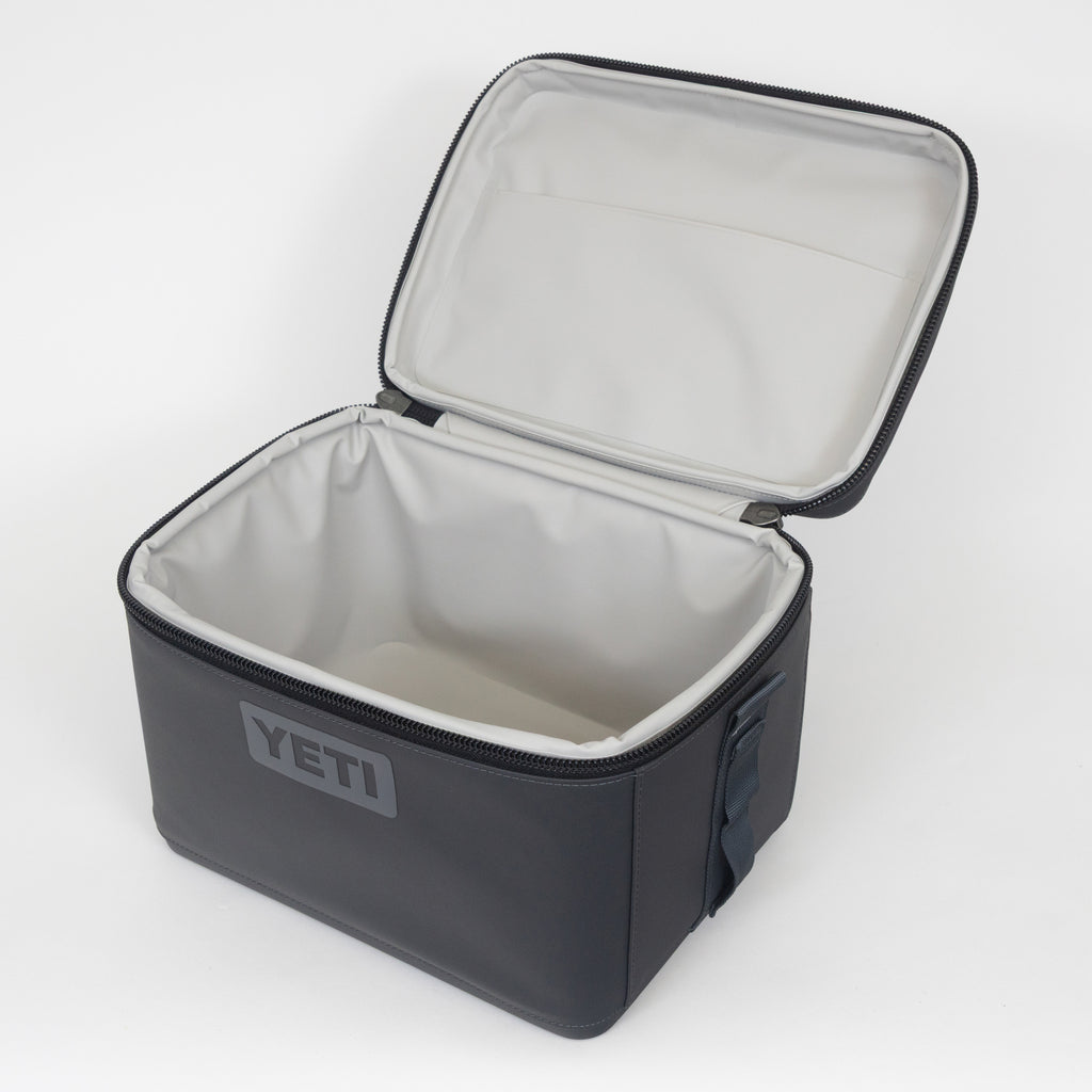 YETI Daytrip 9L Insulated Lunch Bag in Charcoal