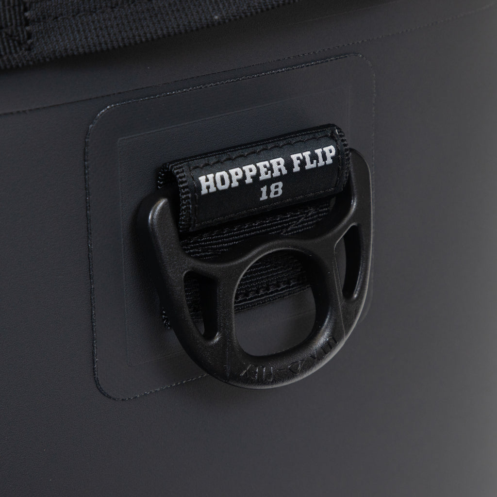 YETI Hopper Flip® 18 Cool Bag in Charcoal