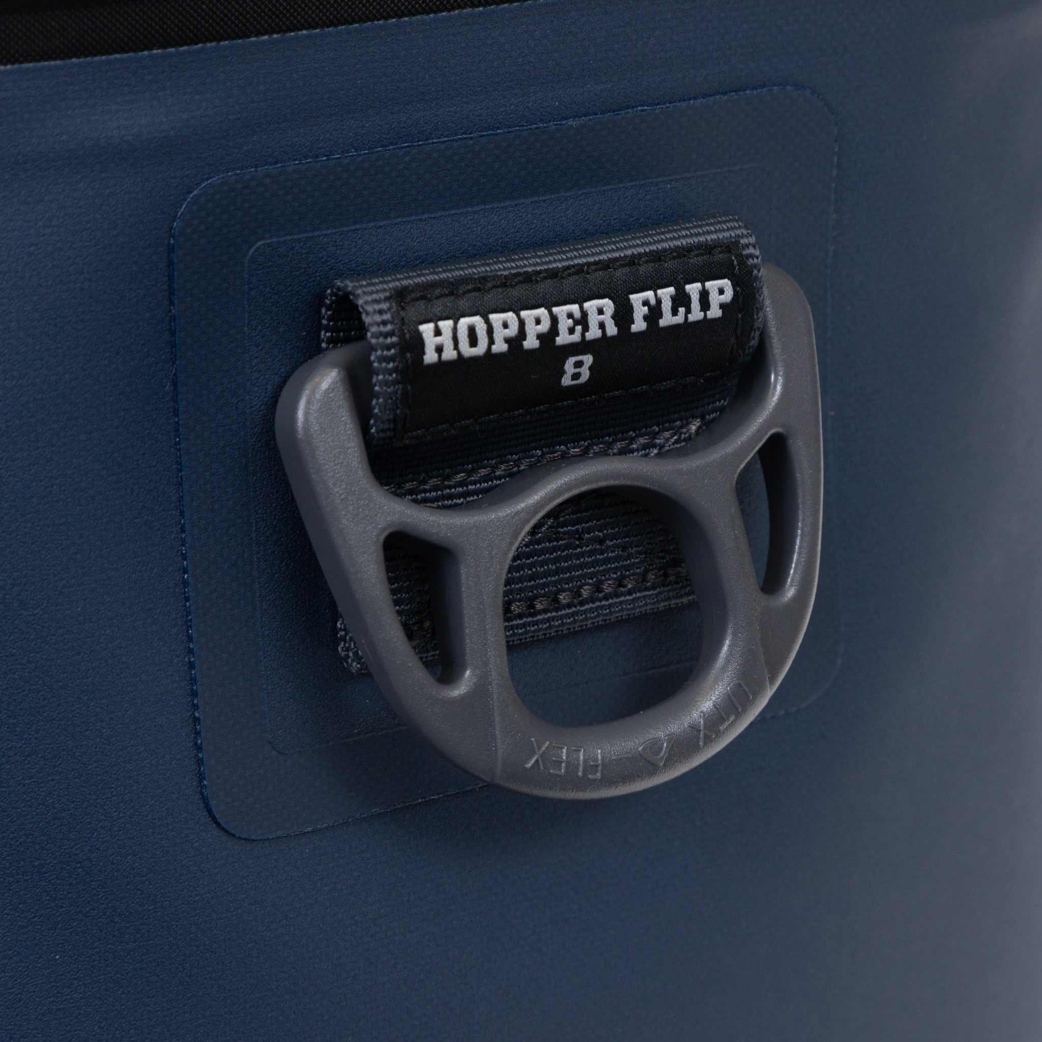 YETI Hopper Flip® 8 Cool Bag in Navy