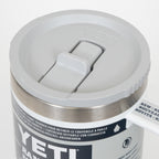YETI Rambler® 20 oz (591 ml) Travel Straw Mug in White