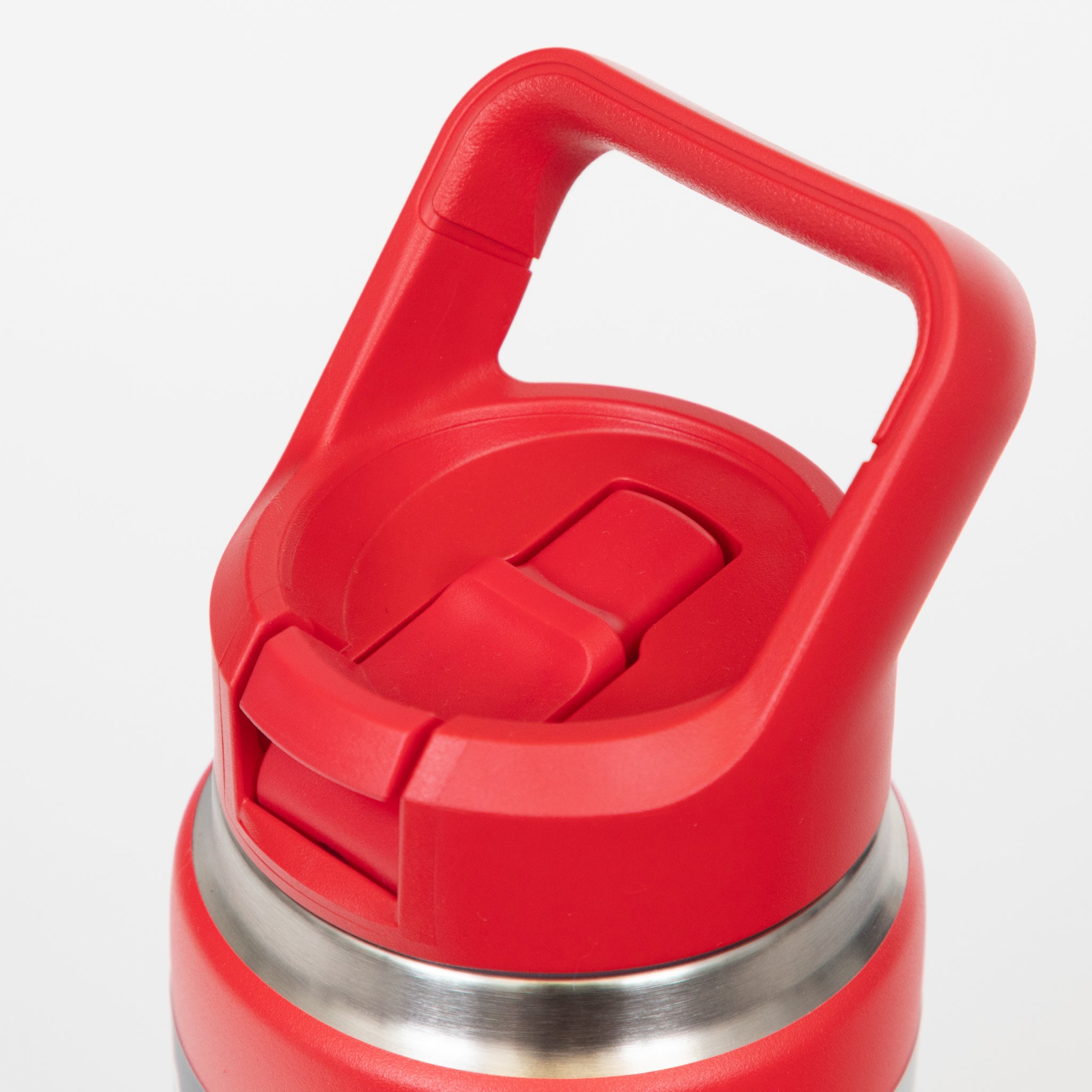 YETI Rambler® 26 oz (769 ml) Bottle With Straw Cap in Rescue Red