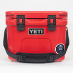YETI Roadie® 15 Cool Box in Rescue Red