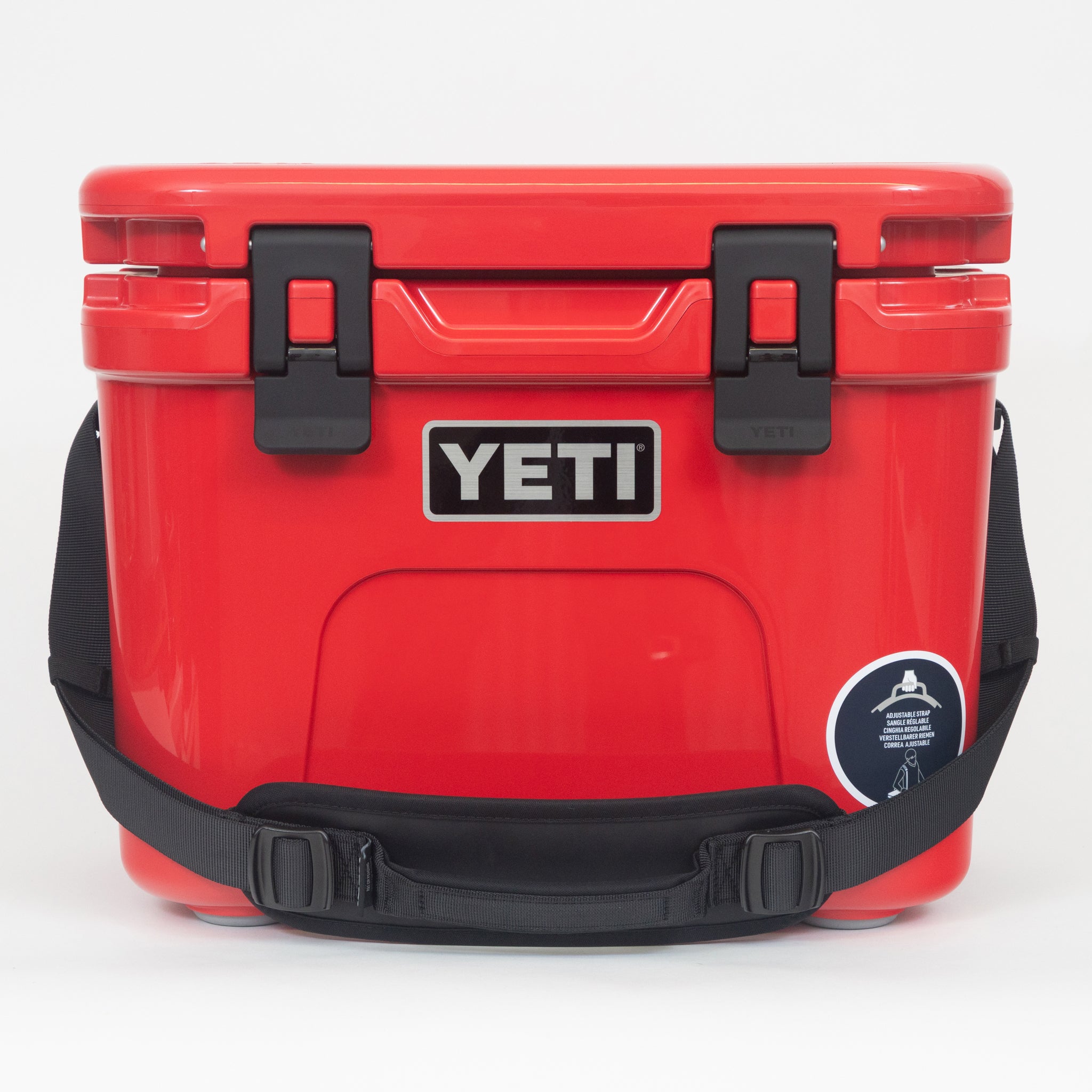 YETI Roadie® 15 Cool Box in Rescue Red