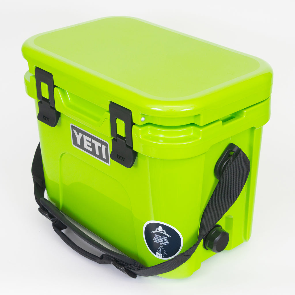 YETI Roadie® 15 Cool Box in VENOM