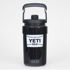 YETI Silo Half Gallon (1.89L) Jug With MagDock Chug Cap in BLACK