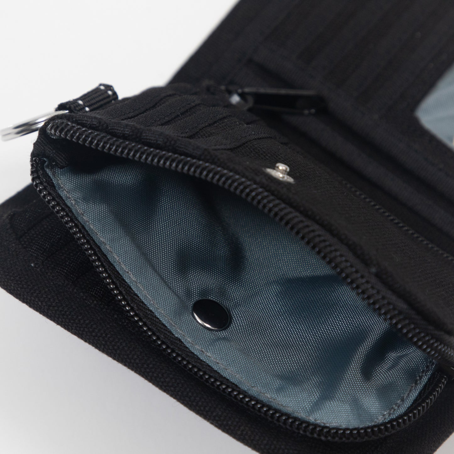 KAVU Zippy Bi-fold Wallet in BLACK
