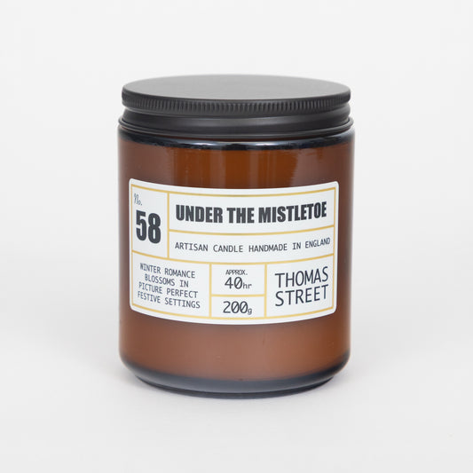 THOMAS STREET CANDLES #58 Under The Mistletoe Scented Candle (200g)