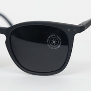 IZIPIZI #E The Polarized Sunglasses in BLACK