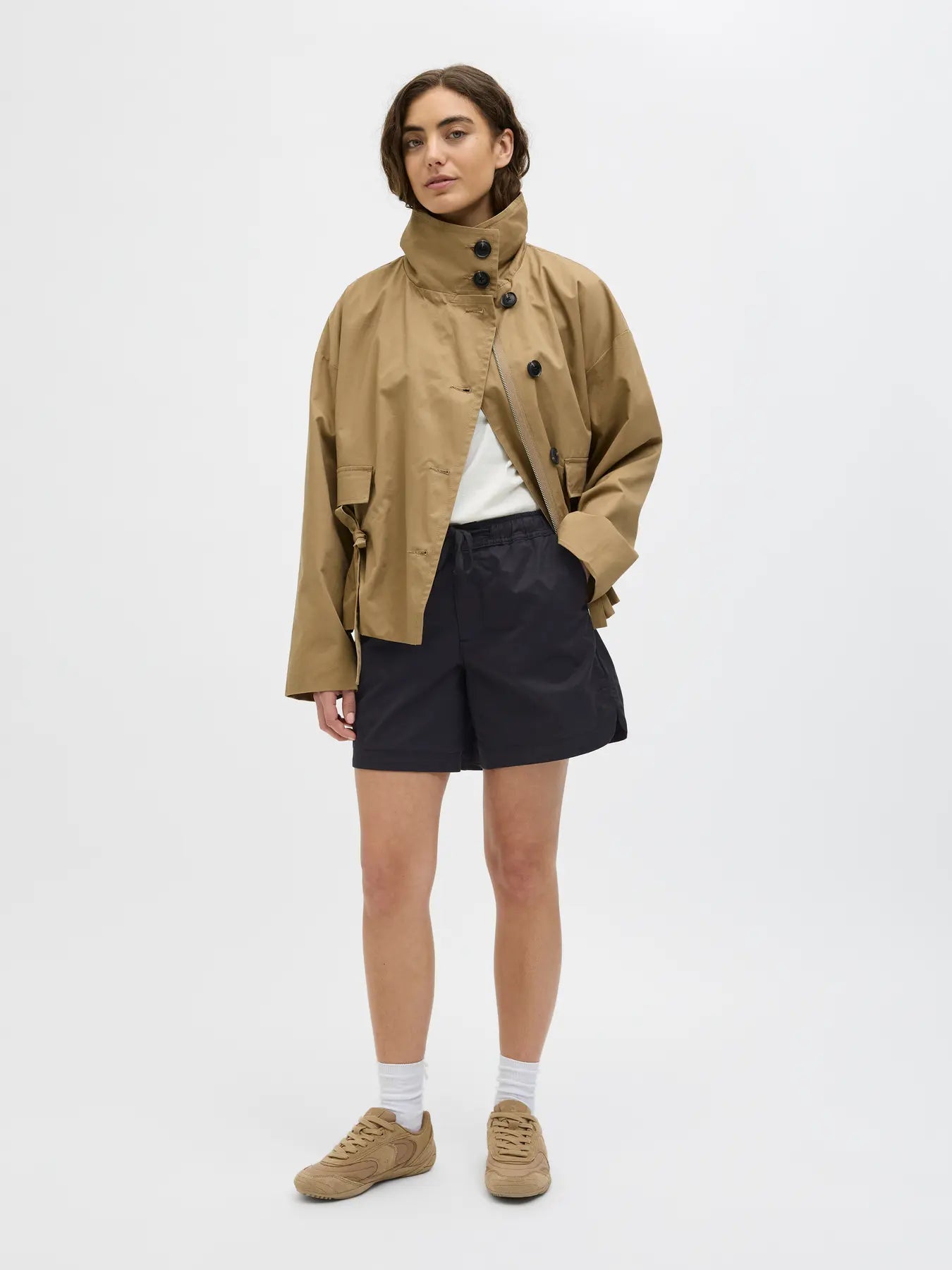 Womens JJXX Relaxed Fit Shorts in BLACK