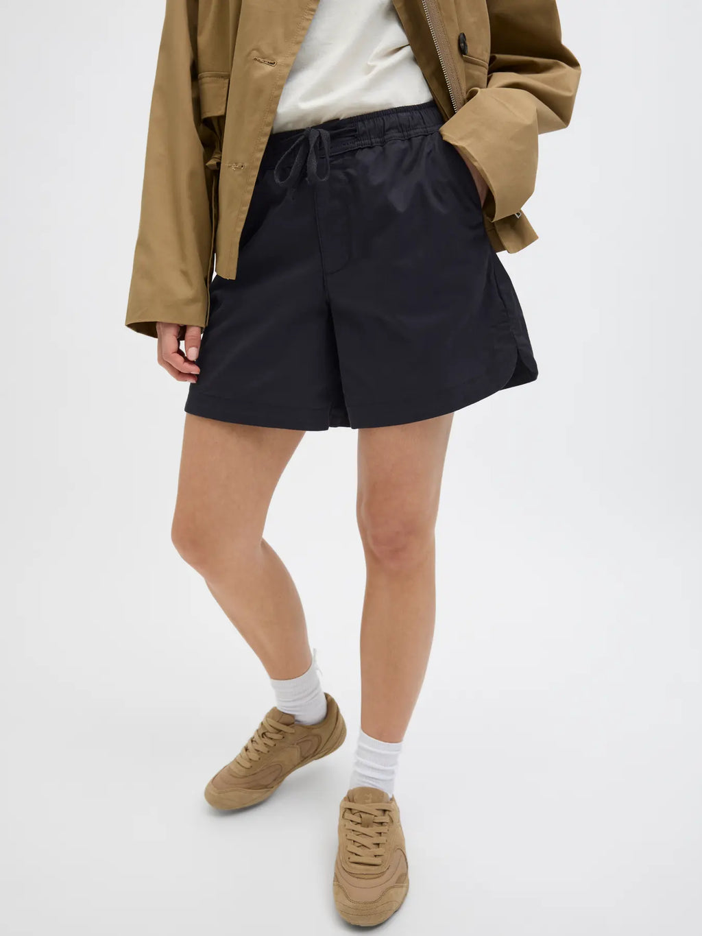 Womens JJXX Relaxed Fit Shorts in BLACK