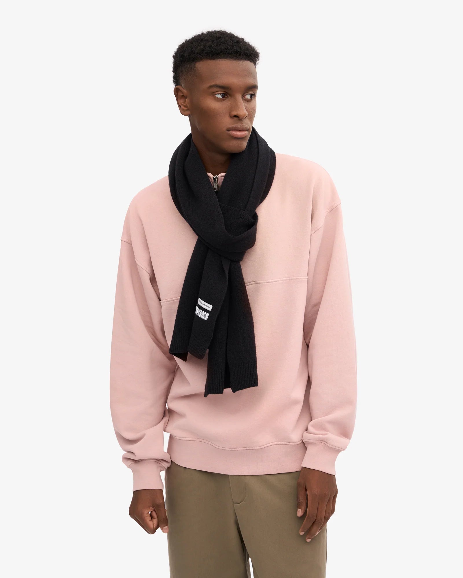 COLORFUL STANDARD Merino Wool Scarf in DEEP BLACK