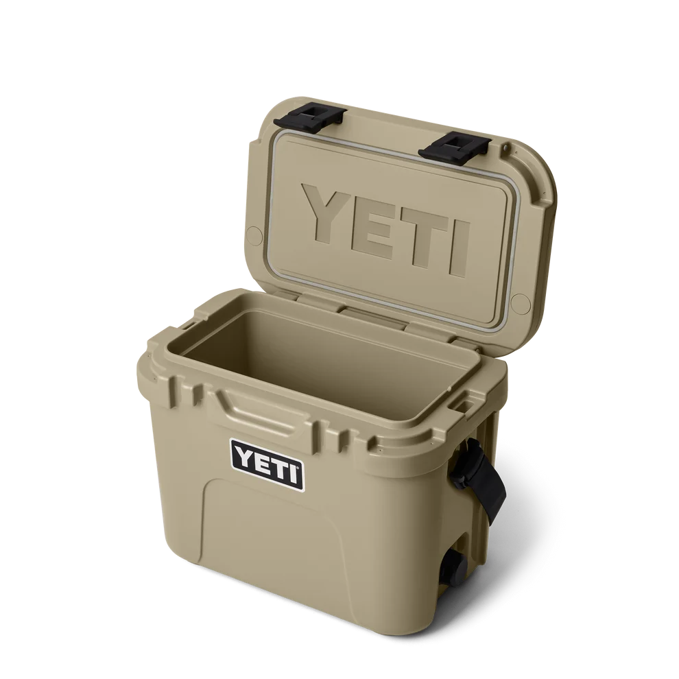 YETI Roadie® 15 Cool Box in TAN