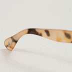 #C The Retro Sunglasses in LIGHT TORTOISEIZIPIZI - CACTWS