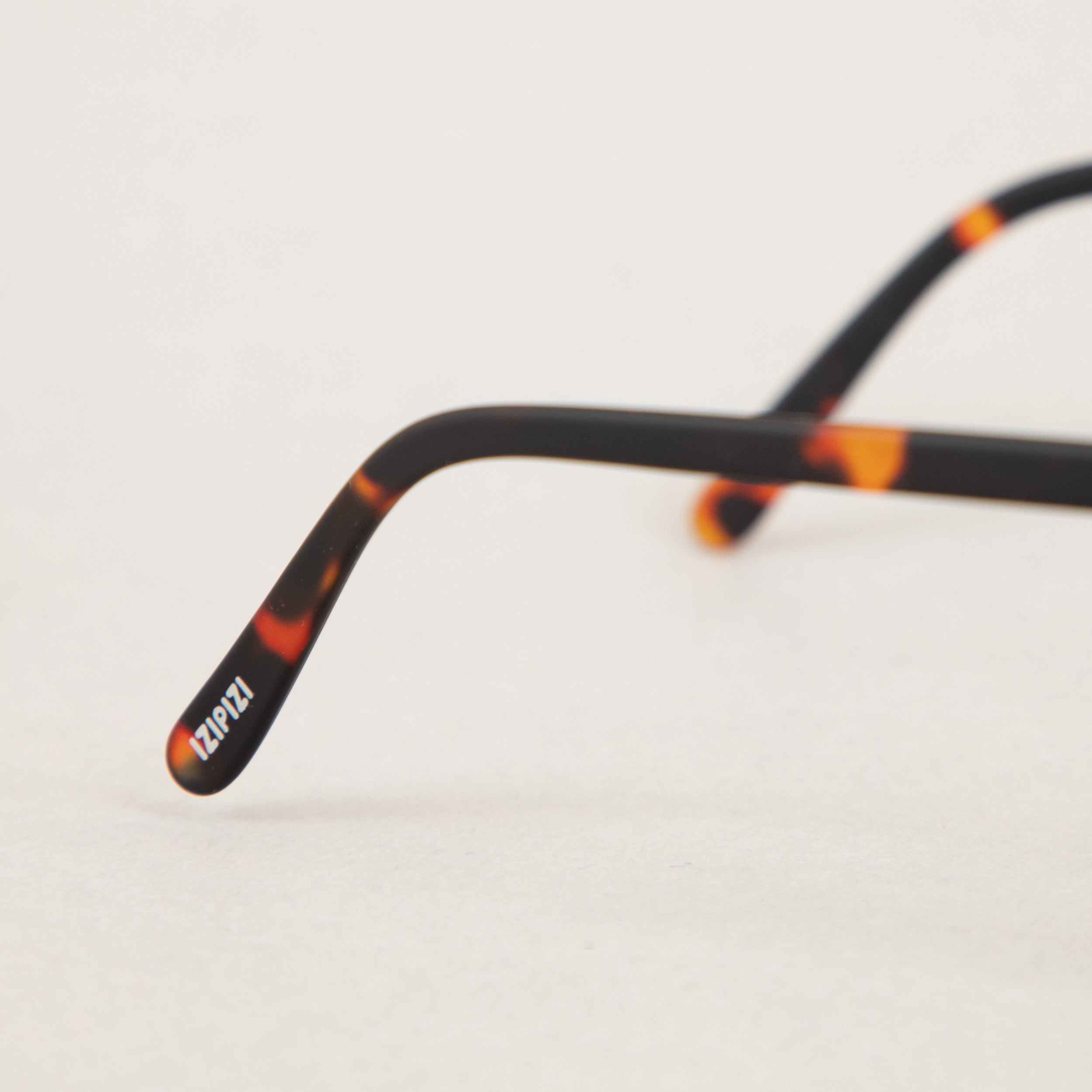 #E The Trapeze Sunglasses in TORTOISE GREENIZIPIZI - CACTWS