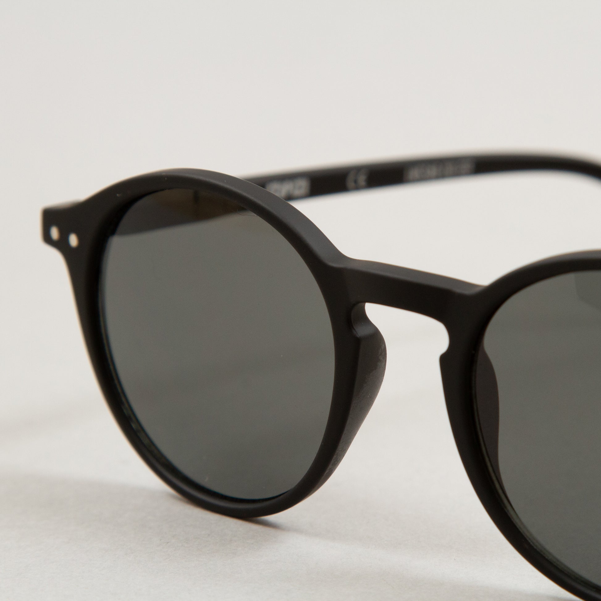 #D The Iconic Sunglasses in BLACKIZIPIZI - CACTWS