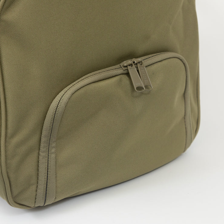 HERSCHEL SUPPLY CO. Novel Duffle Weekend Bag in DRIED HERB GREEN