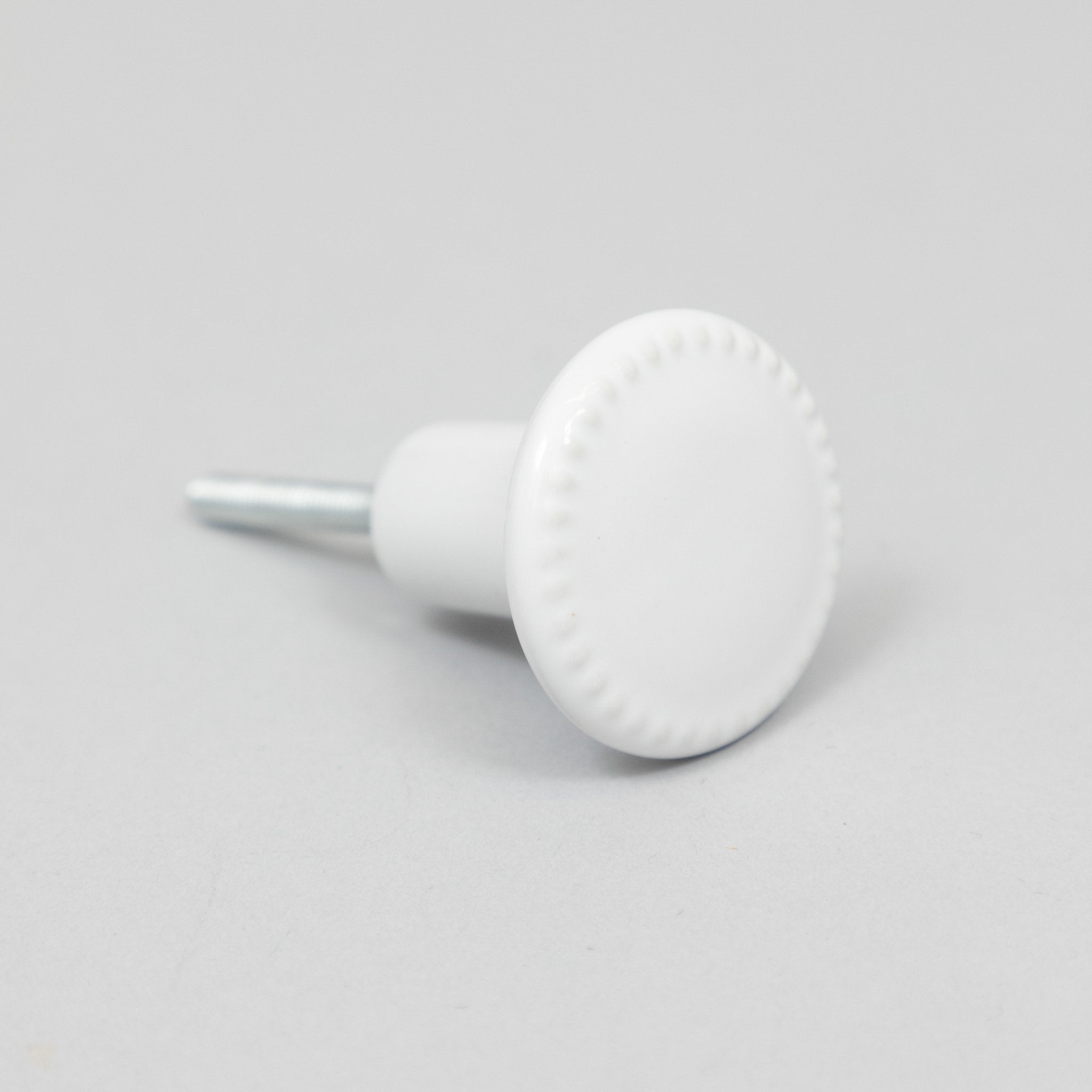 CLAYRE & EEF Round Furniture Knob in CREAM CERAMIC - Pack of 4