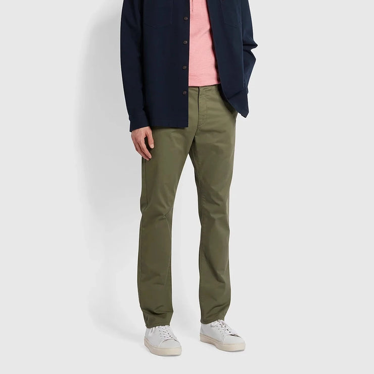 FARAH Elm Regular Fit Organic Cotton Twill Chinos in VINTAGE GREEN